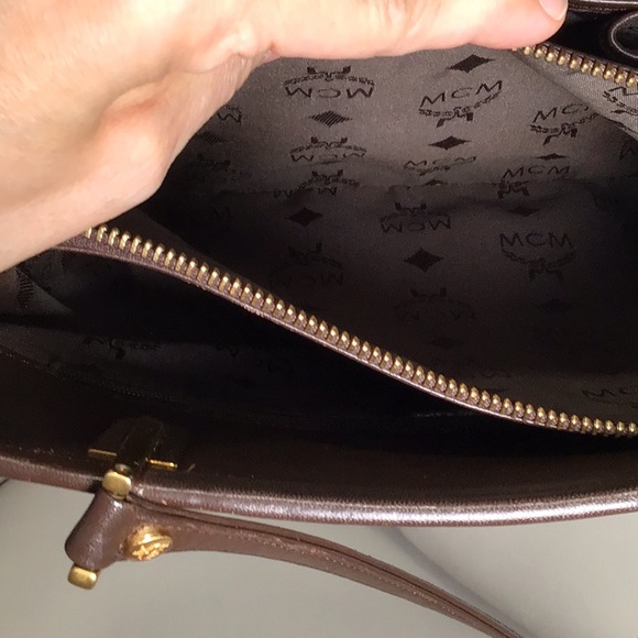 EUC MCM Vintage Book Tote Bag with Matching Wristlet Pouch Brown #V6580 - Picture 11 of 16